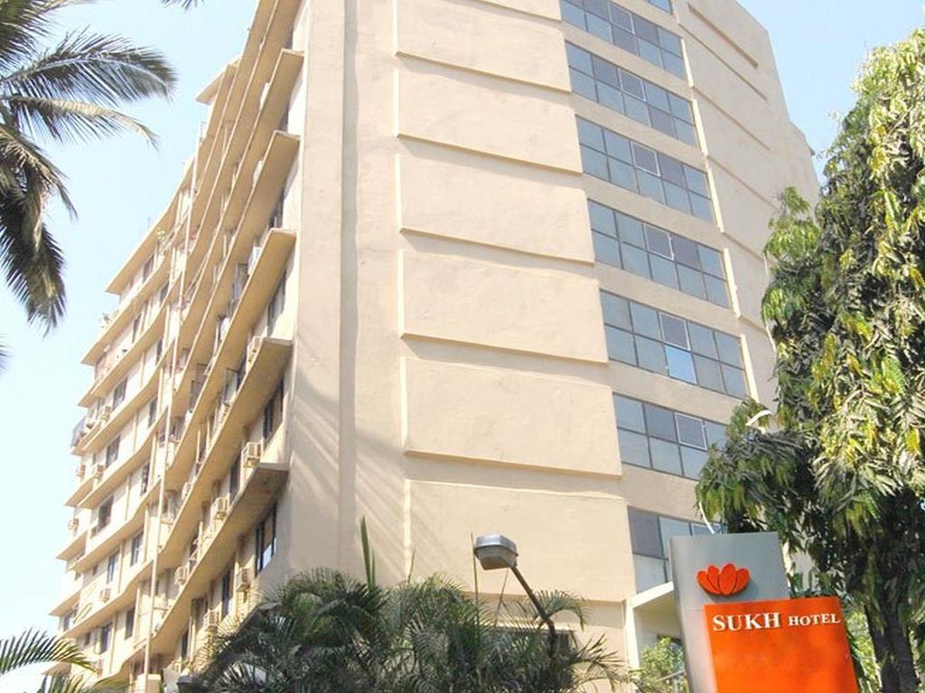 Sukh Hotel Мумбай Екстериор снимка