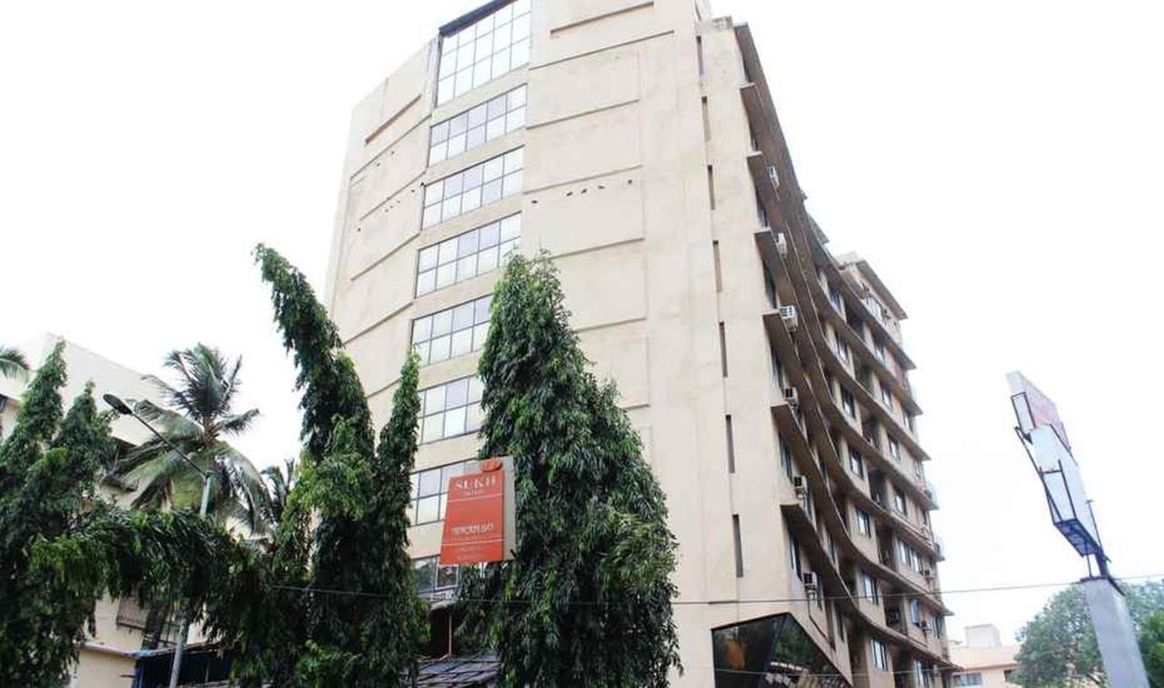 Sukh Hotel Мумбай Екстериор снимка
